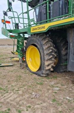 COSECHADORA DE ALGODON JOHN DEERE CP770