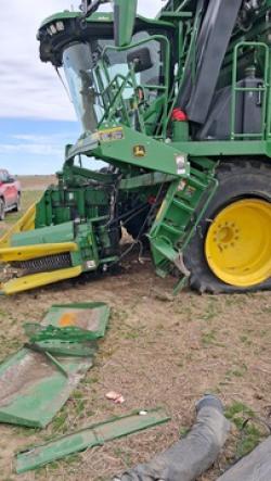 COSECHADORA DE ALGODON JOHN DEERE CP770