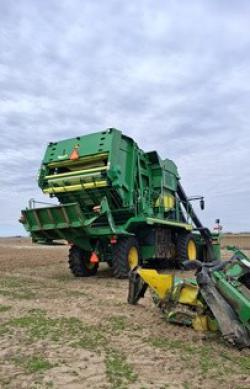 COSECHADORA DE ALGODON JOHN DEERE CP770