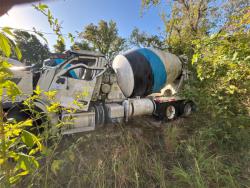 REVOLVEDOR DE CEMENTO PETERBILT 567