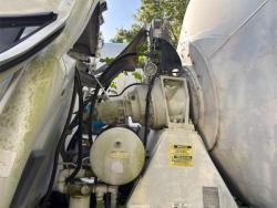 REVOLVEDOR DE CEMENTO PETERBILT 567