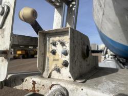 CAMION REVOLVEDOR DE CEMENTO PETERBILT 567