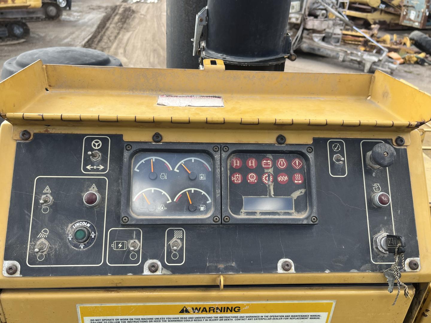 imagenes/INVOICE/2025/18574/Pavimentadora_Caterpillar_AP-1055D_27.JPG