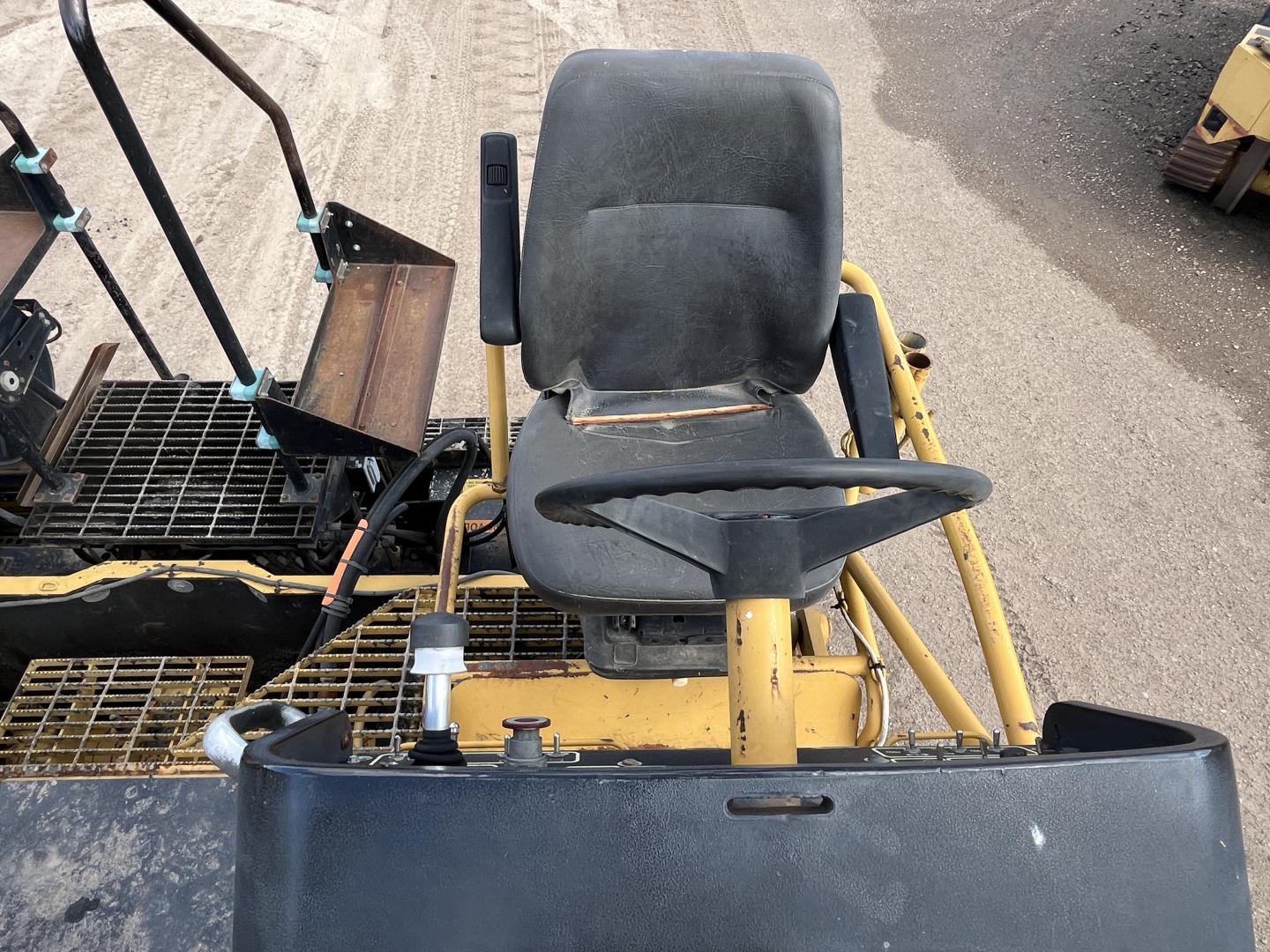 imagenes/INVOICE/2025/18574/Pavimentadora_Caterpillar_AP-1055D_33.JPG