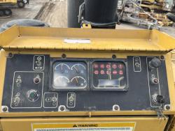 Pavimentadora Caterpillar AP-1055D