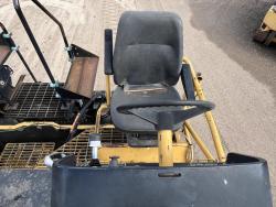 Pavimentadora Caterpillar AP-1055D