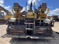 Pavimentadora Caterpillar AP-1055D