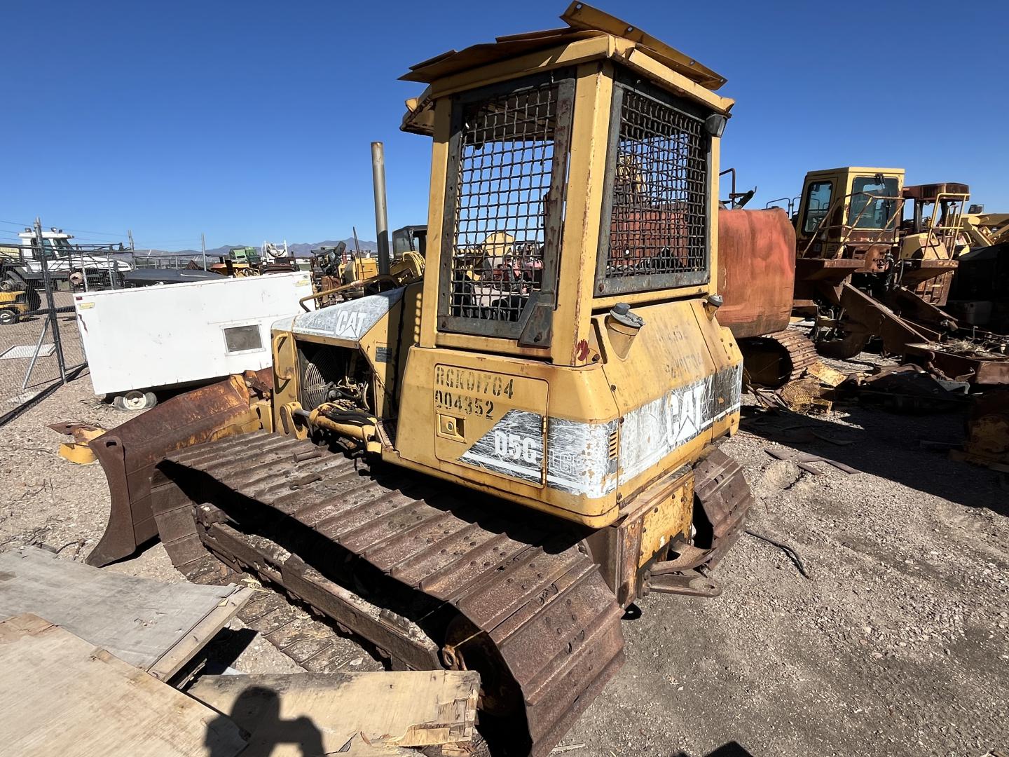 imagenes/INVOICE/2025/18578/TOPADOR_FRONTAL_CATERPILLAR_D5G_19.JPG