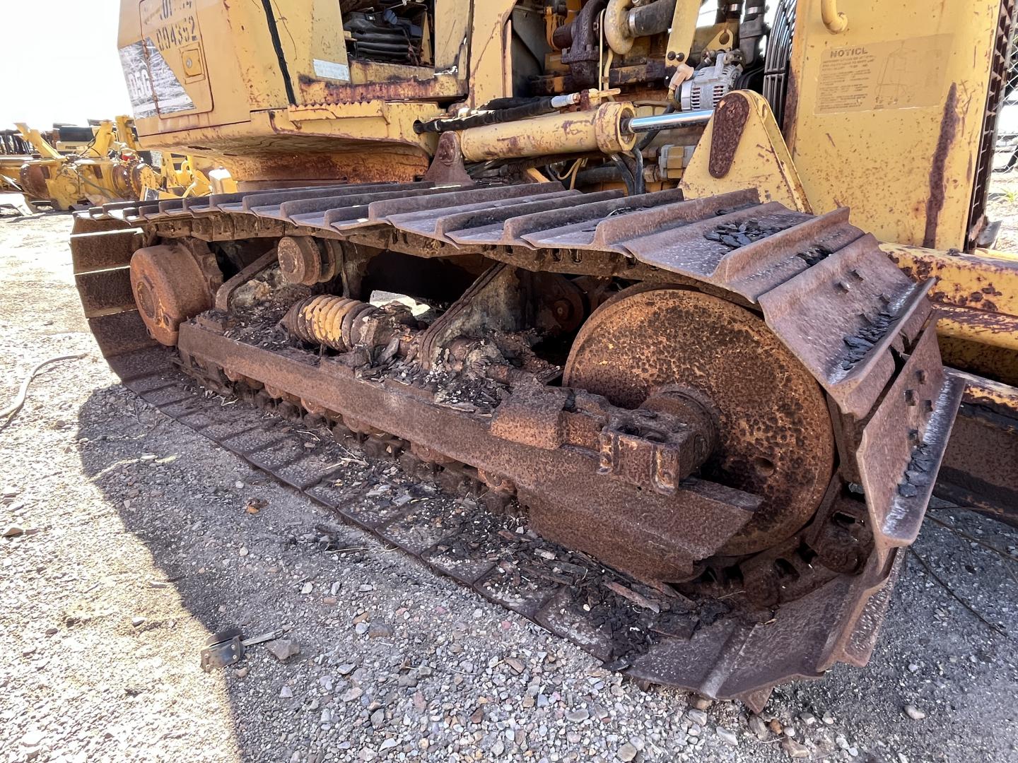 imagenes/INVOICE/2025/18578/TOPADOR_FRONTAL_CATERPILLAR_D5G_21.JPG
