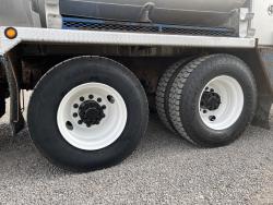 FLUSH BY RIG (WESTERN STAR 4900)