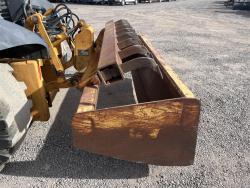 CASE 570LXT