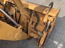 CASE 570LXT