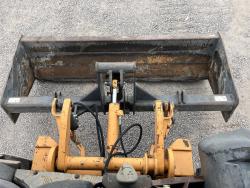CARGADOR CON ESCREPA CASE 570MXT