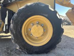 RETROEXCAVADORA CATERPILLAR 420F