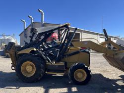 RETROEXCAVADORA CATERPILLAR 420F