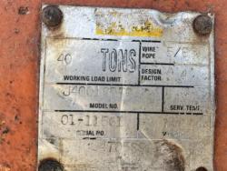 GRUA SOBRE ORUGAS MANTIS 8012