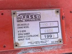 WESTERN STAR 4864-2 CON GRUA FASSI 330.23