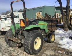 TRACTOR JOHN DEERE 4320