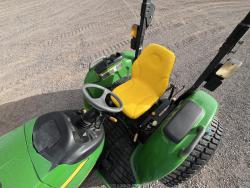 TRACTOR JOHN DEERE 4320