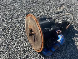 BOMBA DE AGUA HIDRAULICA EATON