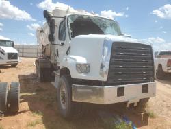 CAMION DOSIFICADORA FREIGHTLINER 108SD