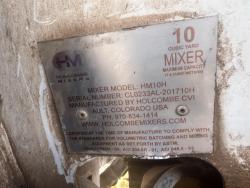 CAMION CON EQUIPO HOLCOMBE MIXERS  HM10H