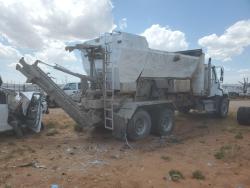 CAMION DOSIFICADORA FREIGHTLINER 108SD