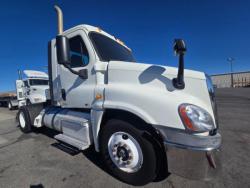TRACTOCAMION FREIGHTLINER CASCADIA 125