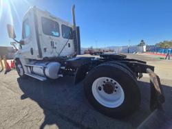 TRACTOCAMION FREIGHTLINER CASCADIA 125