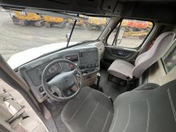 TRACTOCAMION FREIGHTLINER CASCADIA 125