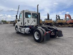 TRACTOCAMION FREIGHTLINER CASCADIA 125