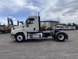 TRACTOCAMION FREIGHTLINER CASCADIA 125