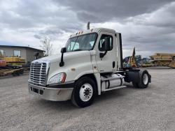 TRACTOCAMION FREIGHTLINER CASCADIA 125