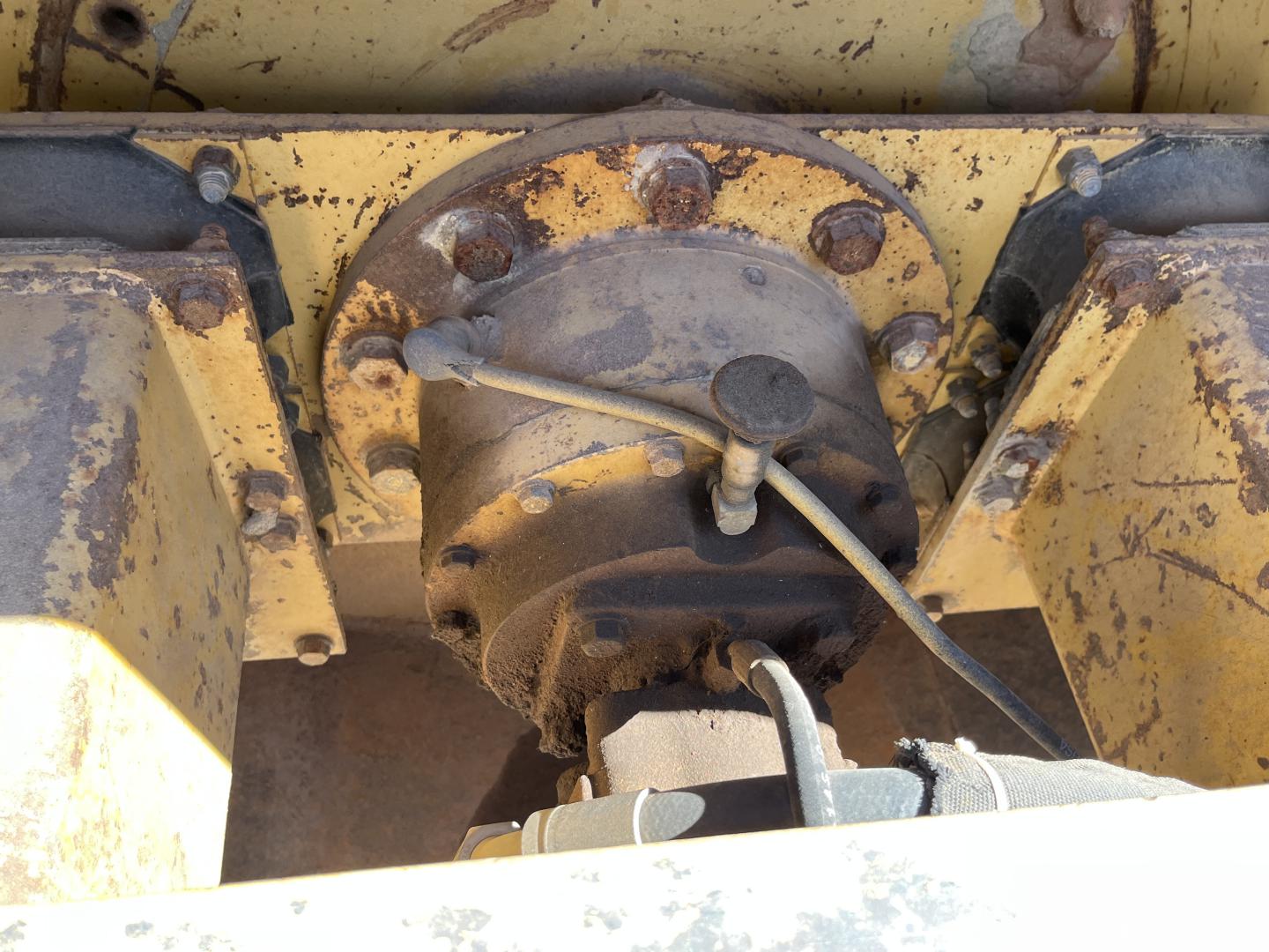 imagenes/INVOICE/2026/18665/COMPACTADOR_CATERPILLAR_433_7.JPG