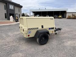 COMPRESOR DOOSAN P185 CON VACUUM UTILITY VE75