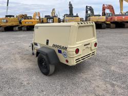 COMPRESOR DOOSAN P185 CON VACUUM UTILITY VE75