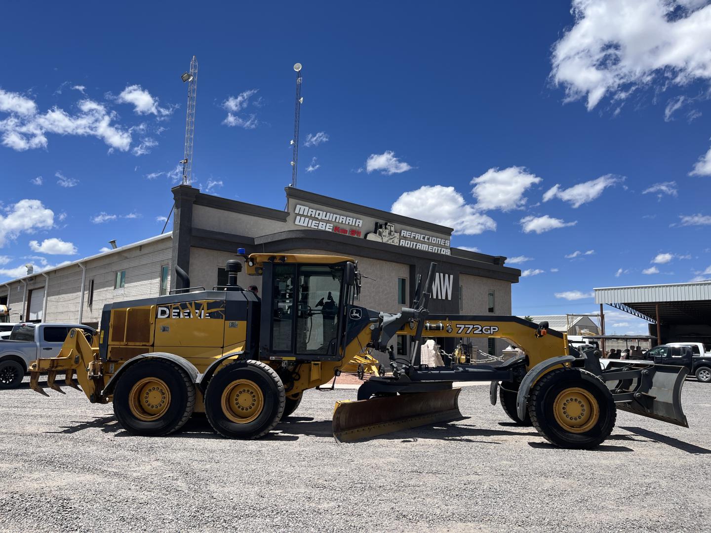 imagenes/INVOICE/2026/18682/MOTOCONFORMADORA_JOHN_DEERE_772G_3.JPG