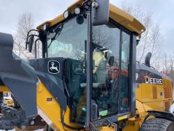 MOTOCONFORMADORA JOHN DEERE 772G