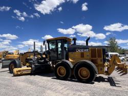 JOHN DEERE 772G