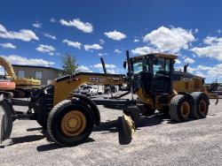 JOHN DEERE 772G