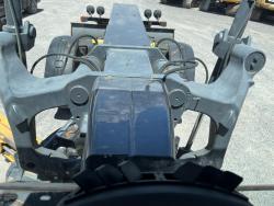 JOHN DEERE 772G