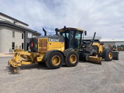 JOHN DEERE 772G