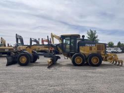 JOHN DEERE 772G