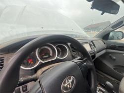 PICK UP TOYOTA TACOMA