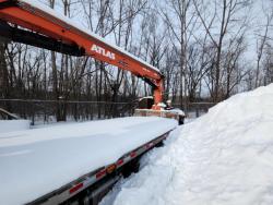 CAMION FREIGHTLINER 114SD CON GRUA ATLAS 345.2