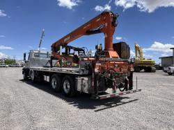 CAMION FREIGHTLINER 114SD CON GRUA ATLAS 345.2