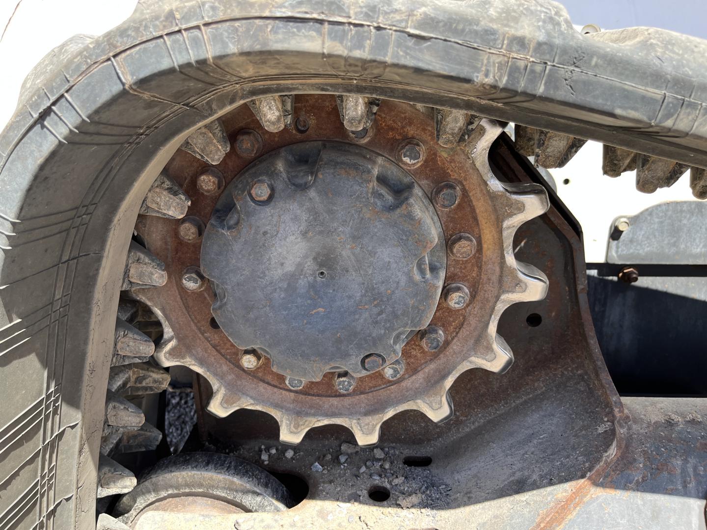 imagenes/INVOICE/2026/18702/MINICARGADOR_BOBCAT_T650_22.JPG