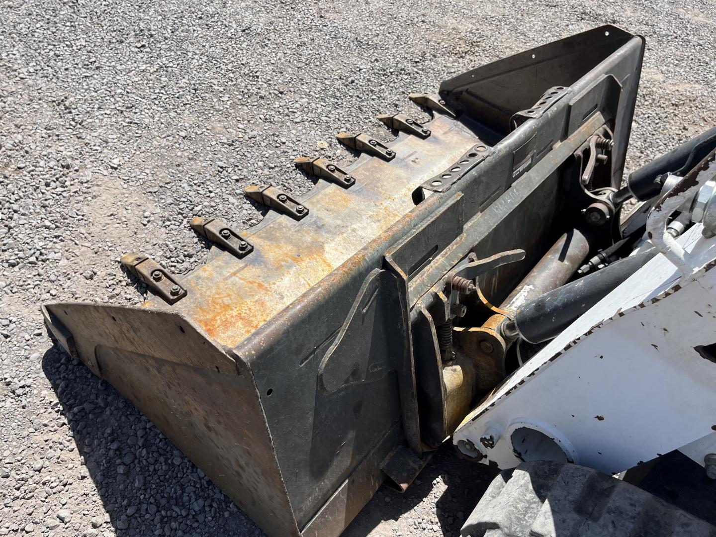 imagenes/INVOICE/2026/18702/MINICARGADOR_BOBCAT_T650_35.JPG
