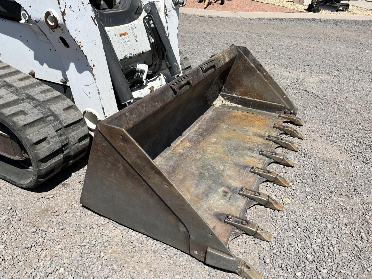 imagenes/INVOICE/2026/18702/MINICARGADOR_BOBCAT_T650_38.JPG
