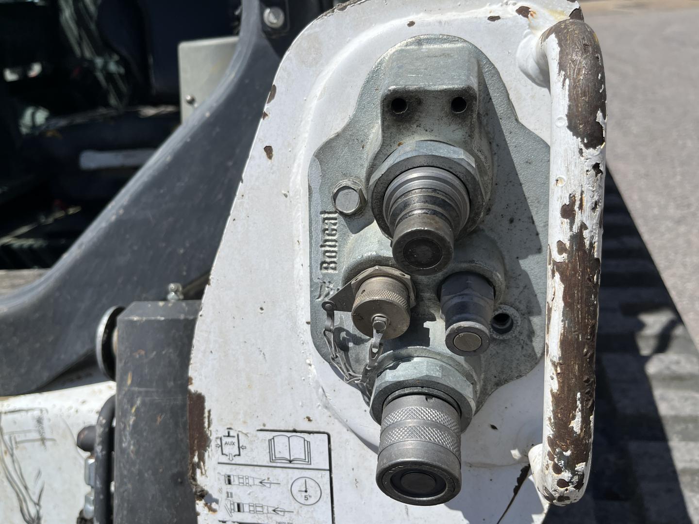 imagenes/INVOICE/2026/18702/MINICARGADOR_BOBCAT_T650_42.JPG
